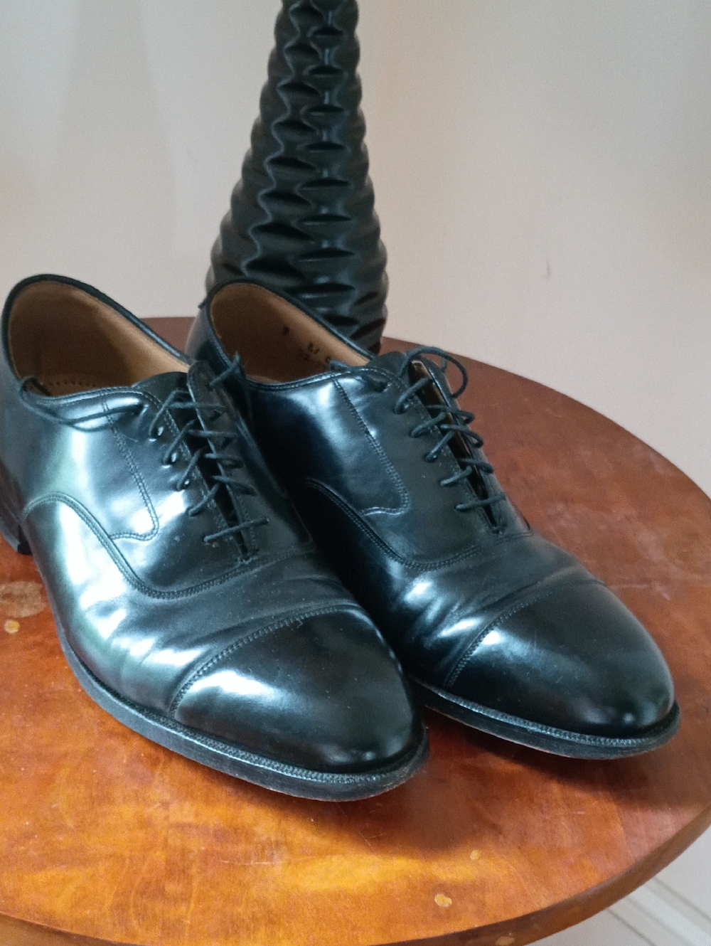 Johnston & Murphy Optima Black Leather Cap-Toe Oxfords